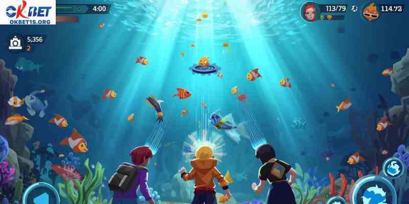 Multiple players competing in multiplayer fish shooting game underwater battle